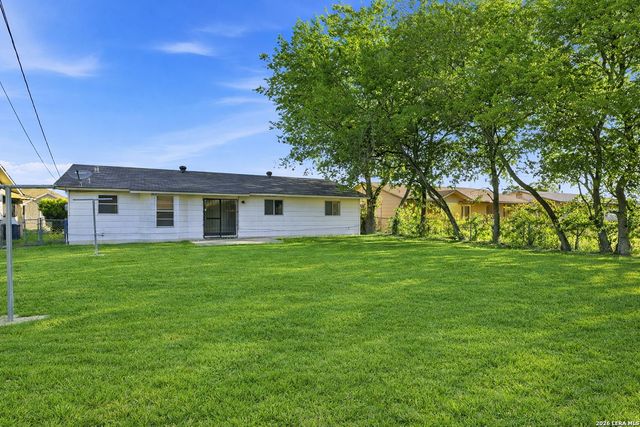 4606 Hollyspring Drive, San Antonio, TX 78220