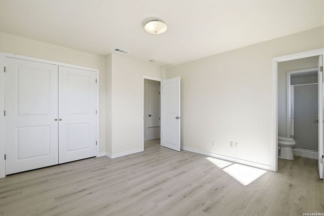 4606 Hollyspring Drive, San Antonio, TX 78220