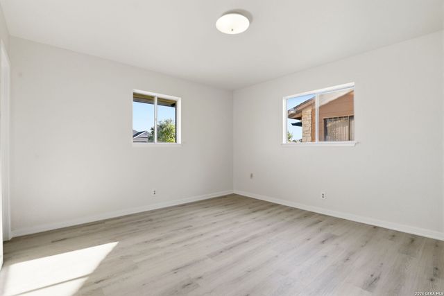 4606 Hollyspring Drive, San Antonio, TX 78220