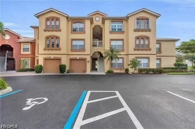 15645 Ocean Walk CIR 213, Fort Myers, FL 33908