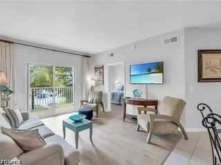 15645 Ocean Walk CIR 213, Fort Myers, FL 33908