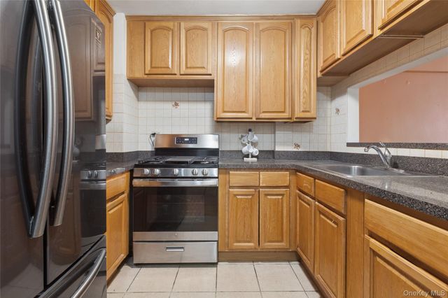 9411 59th Ave G6, Elmhurst, NY 11373