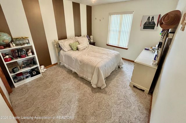611 Angel Court, Charlotte, MI 48813