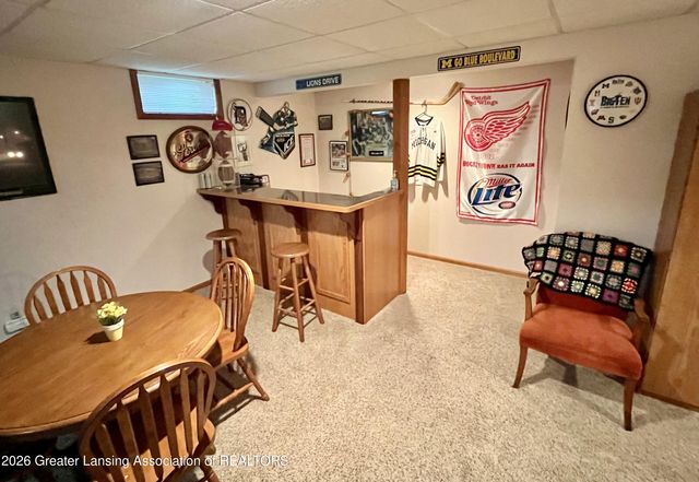 611 Angel Court, Charlotte, MI 48813