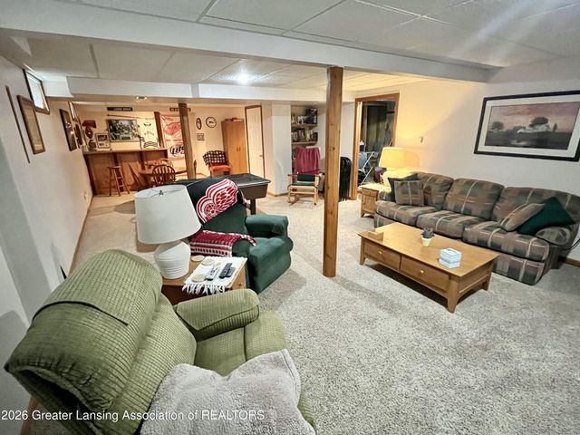 611 Angel Court, Charlotte, MI 48813