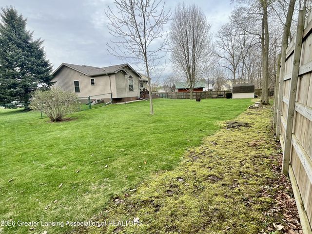 611 Angel Court, Charlotte, MI 48813
