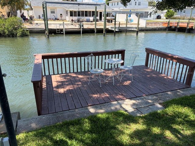 8728 COBBLESTONE DRIVE, Tampa, FL 33615