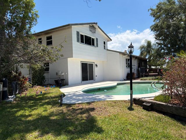 8728 COBBLESTONE DRIVE, Tampa, FL 33615