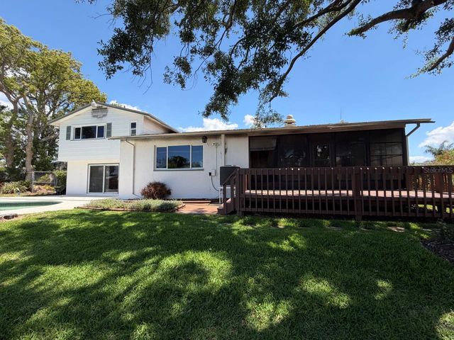 8728 COBBLESTONE DRIVE, Tampa, FL 33615