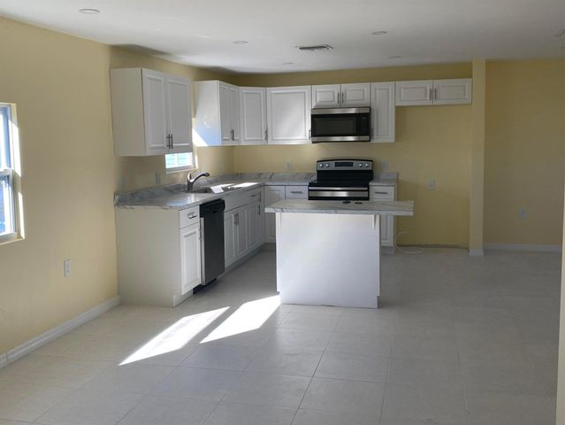 3633 SE 20th Terrace, Okeechobee, FL 34974