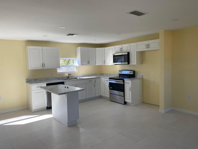 3633 SE 20th Terrace, Okeechobee, FL 34974