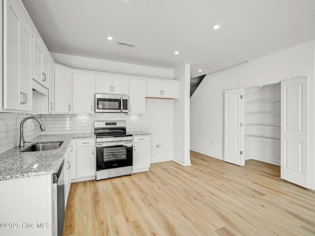 249 Townhome Lane 249, Southern Pines, NC 28387