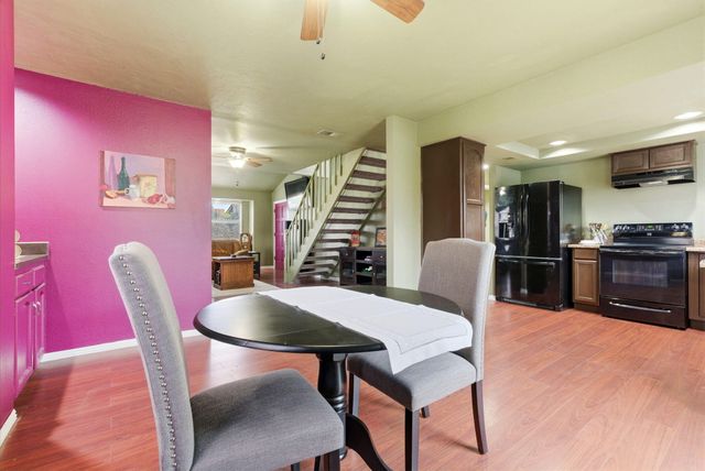 1836 E Vassar Drive, Visalia, CA 93292