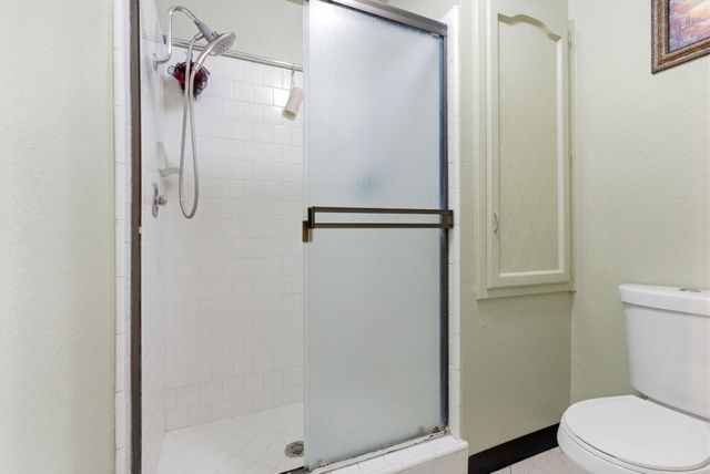 1836 E Vassar Drive, Visalia, CA 93292