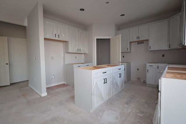 3979 Colts Reign Drive, Powell, OH 43065