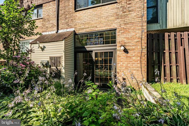 417 CENTRE #417, Norristown, PA 19403