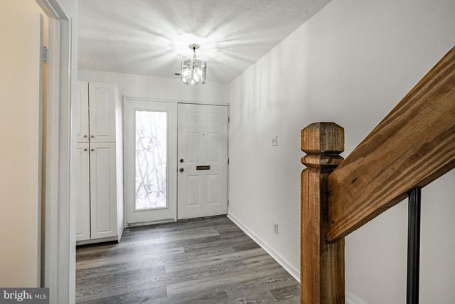 417 CENTRE #417, Norristown, PA 19403