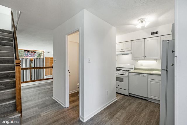 417 CENTRE #417, Norristown, PA 19403