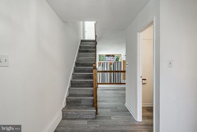 417 CENTRE #417, Norristown, PA 19403