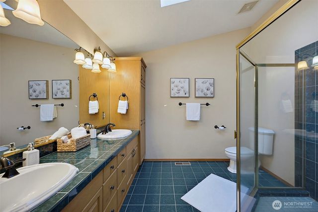 8802 Key Peninsula Highway NW, Lakebay, WA 98349