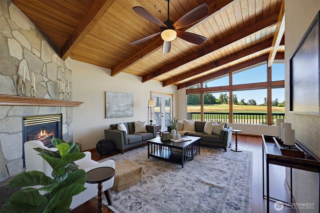 8802 Key Peninsula Highway NW, Lakebay, WA 98349