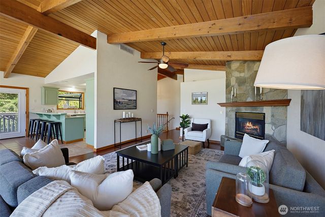 8802 Key Peninsula Highway NW, Lakebay, WA 98349