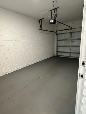 601 LAKE SHORE PARKWAY, Davenport, FL 33896