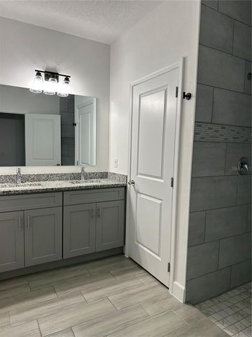 601 LAKE SHORE PARKWAY, Davenport, FL 33896