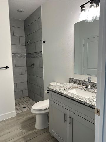 601 LAKE SHORE PARKWAY, Davenport, FL 33896