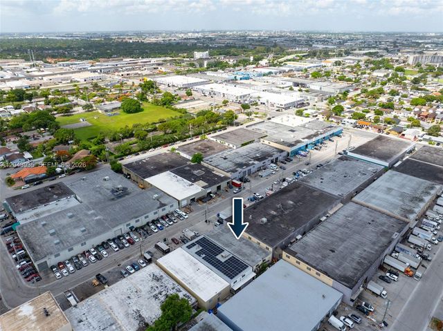 693 W 26th St, Hialeah, FL 33010