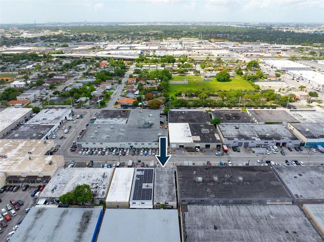 693 W 26th St, Hialeah, FL 33010