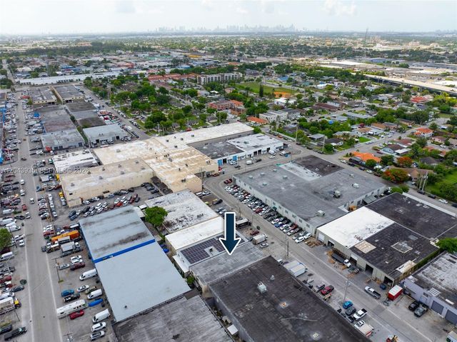 693 W 26th St, Hialeah, FL 33010
