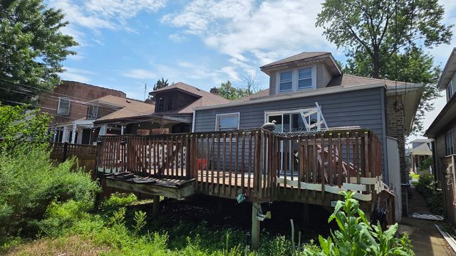 5020 W Dakin Street, Chicago, IL 60641
