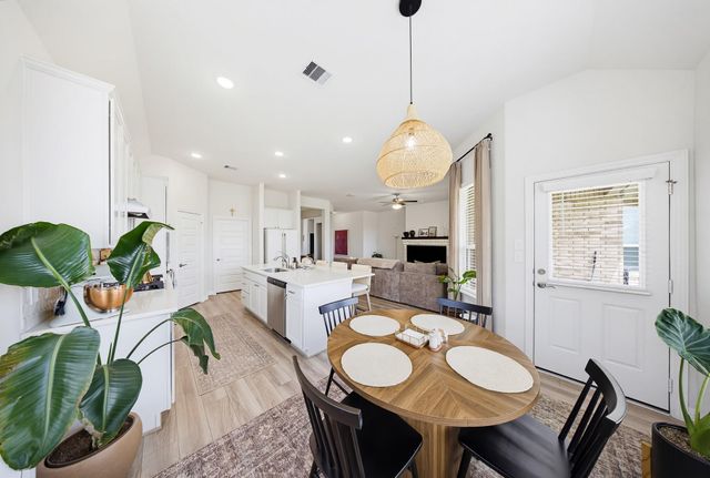 1618 Homewood Point Lane, Rosharon, TX 77583
