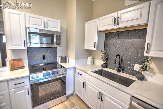 2708 Pennsylvania Avenue, Colorado Springs, CO 80907