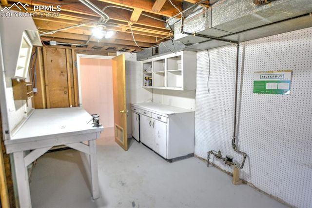 2708 Pennsylvania Avenue, Colorado Springs, CO 80907