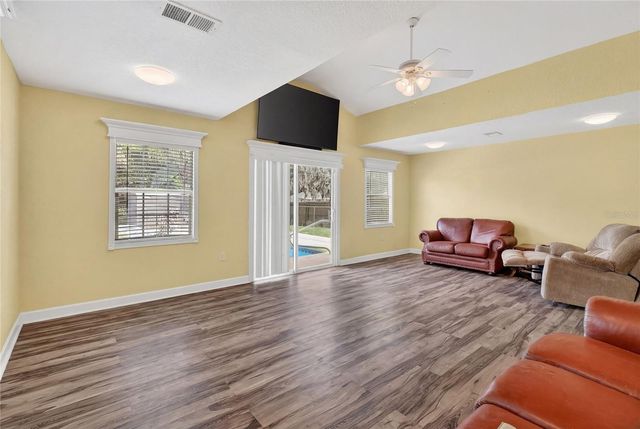 2609 TIMBERCREEK LOOP W, Lakeland, FL 33805