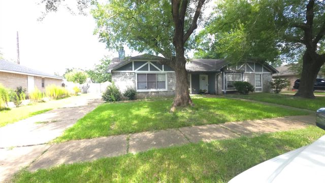 3819 Westmeadow Drive, Houston, TX 77082