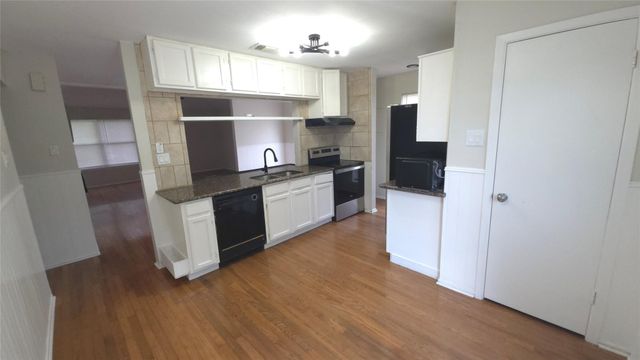 3819 Westmeadow Drive, Houston, TX 77082