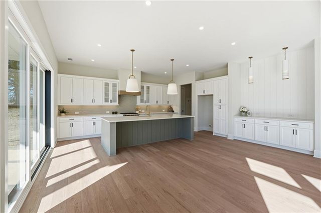 158 PALISADE Drive, Rydal, GA 30171