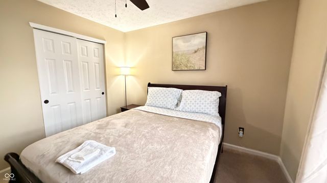 6010 Lakeside Manor Avenue, Indianapolis, IN 46254