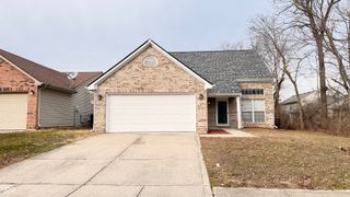 6010 Lakeside Manor Avenue, Indianapolis, IN 46254