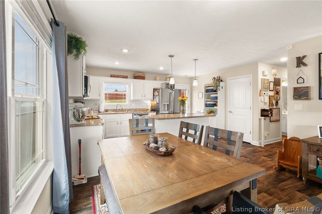9043 Woodford Drive B, Charlestown, IN 47111