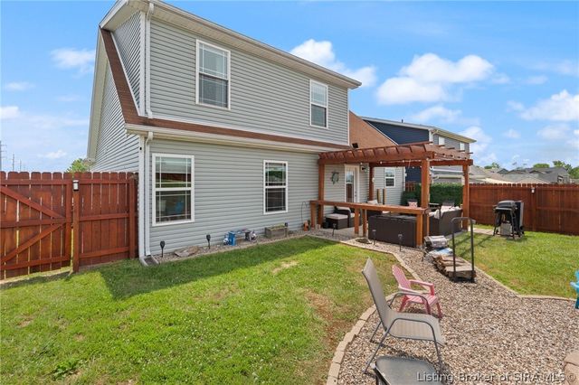 9043 Woodford Drive B, Charlestown, IN 47111