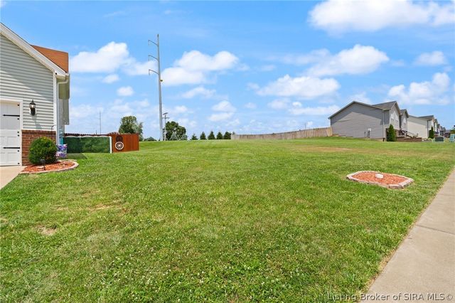 9043 Woodford Drive B, Charlestown, IN 47111