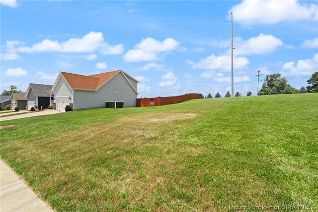9043 Woodford Drive B, Charlestown, IN 47111