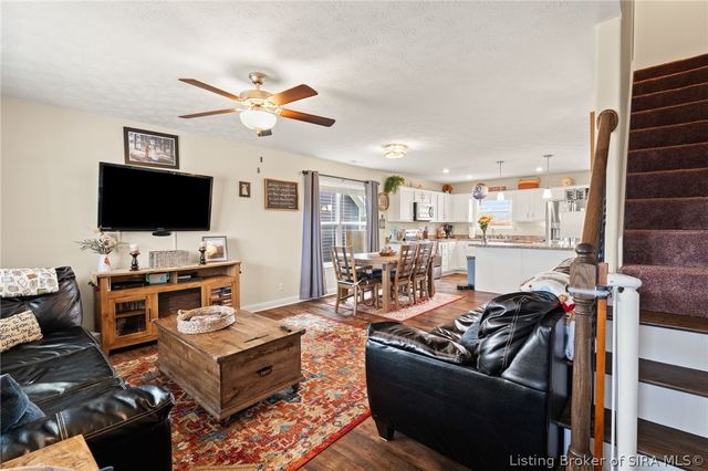 9043 Woodford Drive B, Charlestown, IN 47111