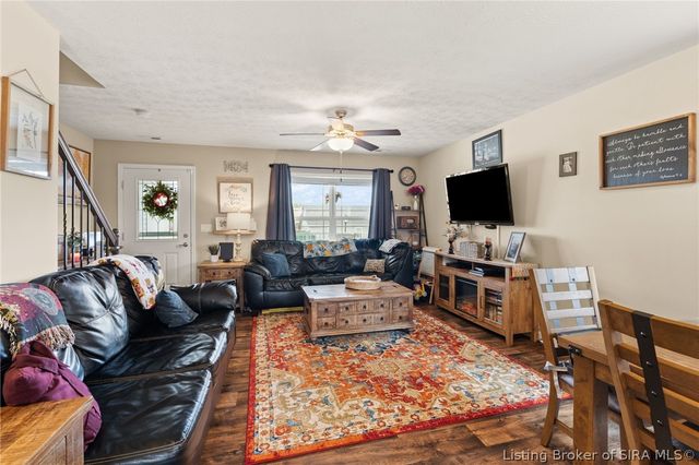 9043 Woodford Drive B, Charlestown, IN 47111