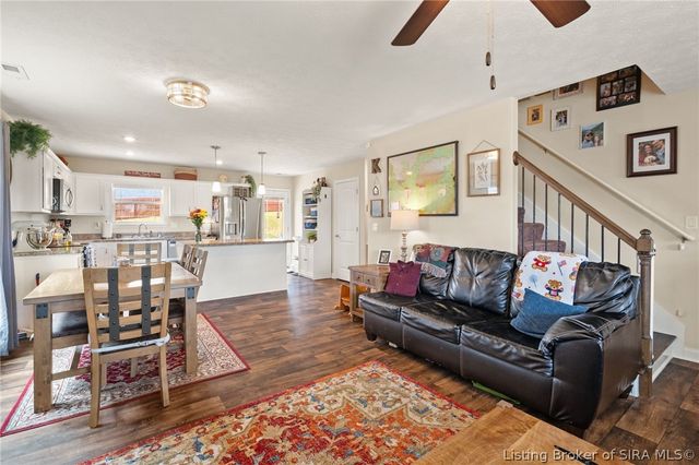 9043 Woodford Drive B, Charlestown, IN 47111