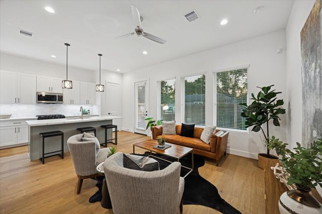 1836 W Tidwell Road, Houston, TX 77091